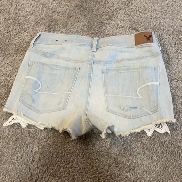 American Eagle light wash distressed shorts - Picture 6 of 6